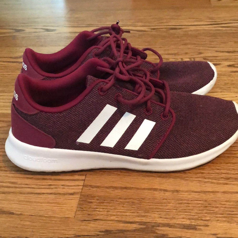 Adidas cloudfoam tennis shoes